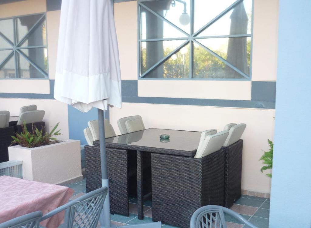 Rainbow Hotel Rhodes City Bagian luar foto